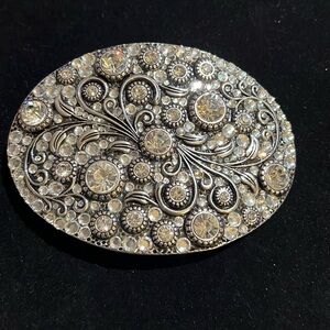 Nocona Swarovski Crystal Western Style Ladies Filigree Rhinestones Belt Buckle